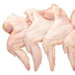 चिकन मांस: लाभ, कैलोरी सामग्री